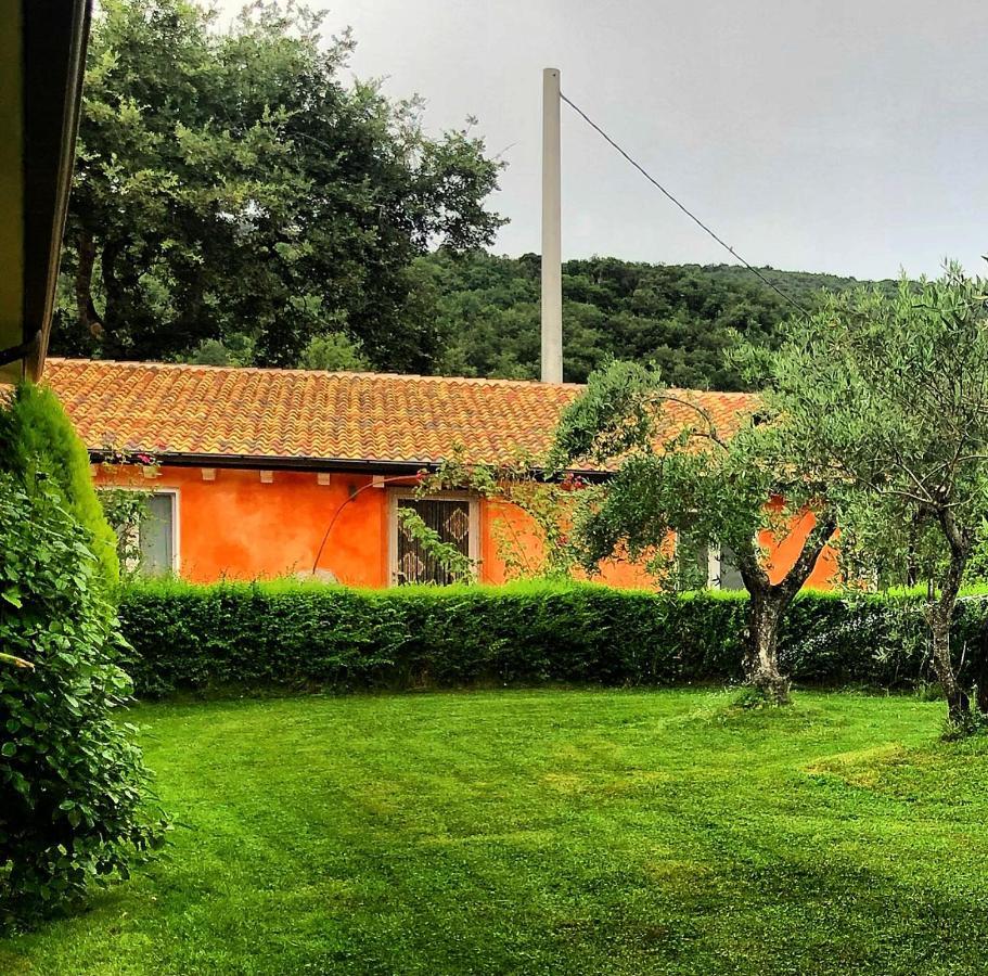 Casa Vacanza Centro Sardegna Sorgono ภายนอก รูปภาพ